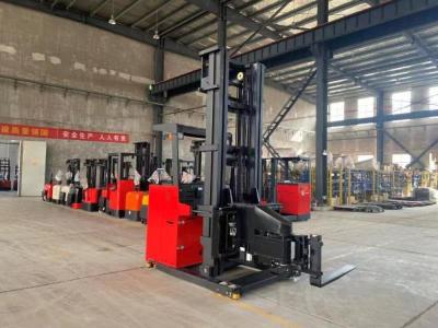 Cina Canali stretti 3 Way Electric Stacker 1000KG Soluzione versatile per la movimentazione dei materiali in vendita