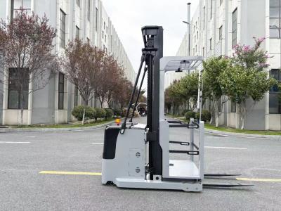 China Elektrische palletpicker met een hefhoogte van 6000 mm en een vorkbreedte van 680 mm Te koop