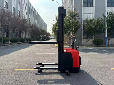 China Elektro-Forklift-Stacker 5,5 m Elektro-Stacker 1,5 Tonnen 1500 kg zu verkaufen