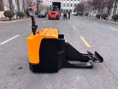 China Non Standard  Electric Tractor Weight  5.5 Ton   Walking Style  Battery Capacity 24V240AH for sale