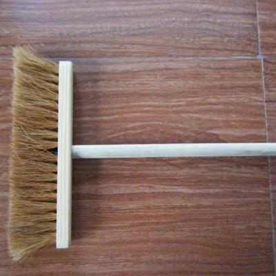 China Sustainable Coir Coconut Broom With White Wooden Handles for sale