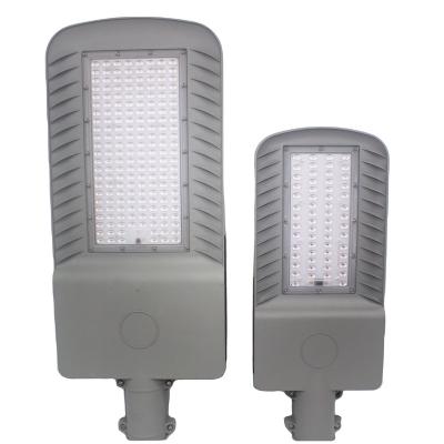 China Garden 400-600-800W Smart Solar Led Street Light Outdoor Lighting Solar Street Light Road for sale