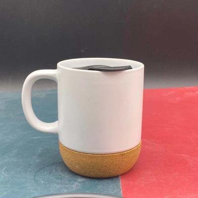 China Viable Ceramic Coffee Mugs Products Wholesale Hot Selling Coffee Mug From Mikenda Ceramic With Cork Bottom for sale