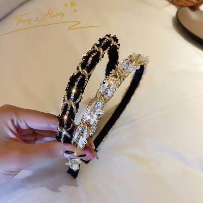 China Tracy Decoration and Thin Side Sweet Chain Crystal Luxury Custom Hair Band Rhinestone Headband Metal New High Quality Herry Hair Accessories for sale