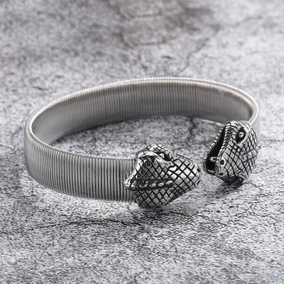 China High Quality Environmentally Friendly Stainless Steel Cuff Bangle Snake Chain Men's Vintage Snake Wide Bangle For Men for sale