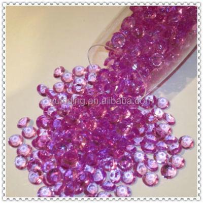 China Wedding& party decoration fuchsia customized Diamond Shaped Crystals For Wedding Table Scatter for sale