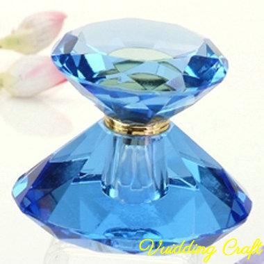 China Europe Luxury Blue Diamond Faceted Art Glass Perfume Bottle For Souvenir Favor for sale