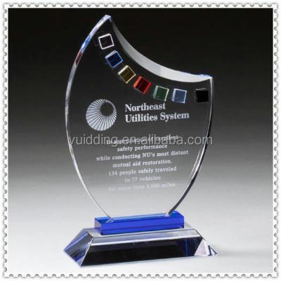 China Europe Etched Crystal Shield Awards For Corporate Colorful Souvenir for sale