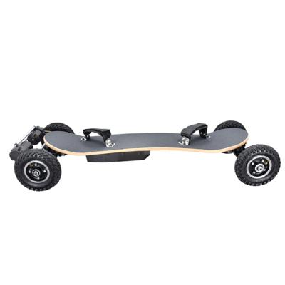 China Cheap Unisex 8 Layers Electric Skateboard Skateboard Customized Electric Skateboard Maple Long Motor Board for sale