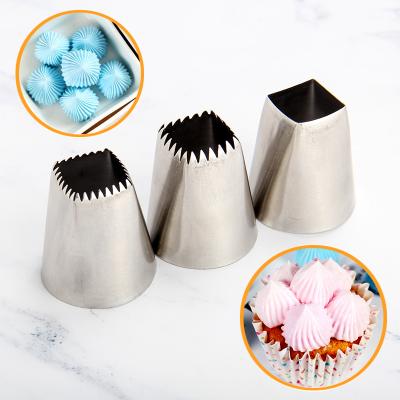 China Sustainable 32tooth 304 Stainless Steel Square-Shape Cake Nozzle Icing Tip Big Cupcake Decorating Tip Set Kit Decorating Supplies for sale