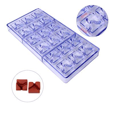 China Sustainable Square Shape 18 Cavity Fondant Cake Candy Molds 3D Clear Plastic Chocolate Mold For Baking for sale