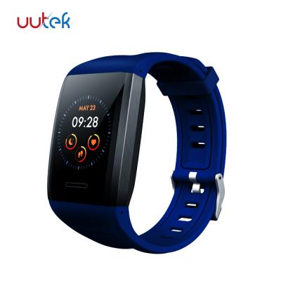 China Latest Smart Wristband Heart Rate Fitness Tracker GPS Tracker UUTEK Q7S Auto Focus for sale