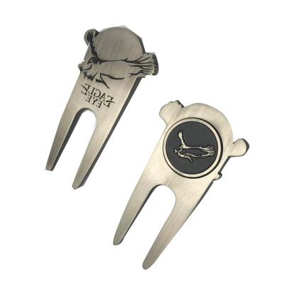 China Golf Repair Digging Tool Customized High Quality Metal Golf Digging Tools With Magnetic Golf Ball Marker for sale