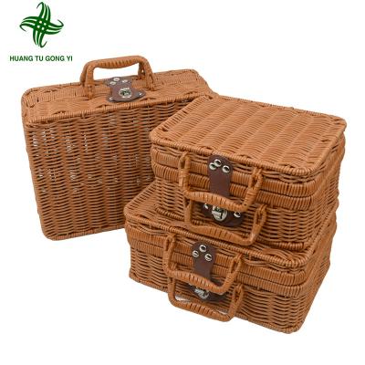 China Sustainable Wholesale Eco-Friendly Storage Picnic Wicker Wooden Woven Fruit Vegetable Bamboo Bread Rattan Storage Basket for sale