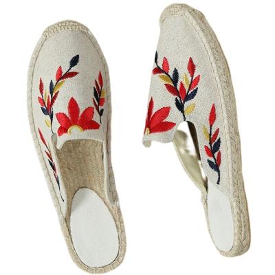 China Slippers Women Summer Round Hand - Woven Canvas Slippers Sandals Outdoor Tassel Ramie Soles for sale