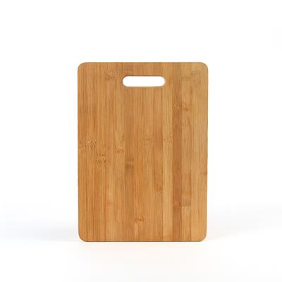 China Sustainable Wholesale Kitchen Cutting Food Customized Bamboo Cutting Plate Board for sale