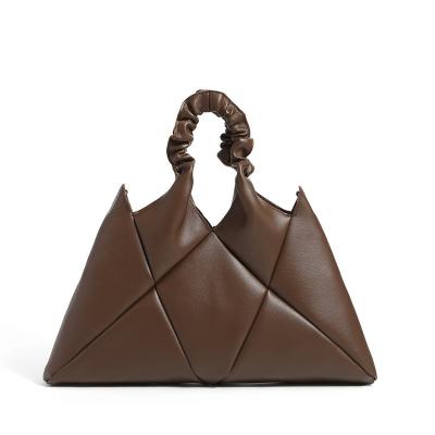 China 2021 new triangle used daily quilting Diamond Pleated Soft Leather Individual hand bill of lading the shoulder bag for sale