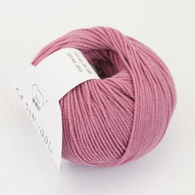 中国 Brand New Cotton Wool Yarn  manufacturer hot sale  good for hand knitting yarn 販売のため