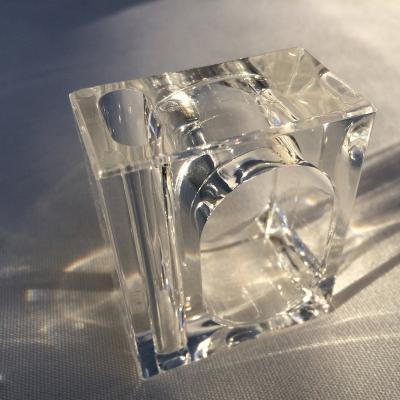 China Custom Wholesale Clear Rectangular High Quality Circle Perspex Hotel/Restaurant Acrylic Towel RAY YI Napkin Rings Display With Vase for sale