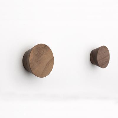 China Sustainable Wood Wall Hangs Round Wall Hanger Wooden Mushroom Coat Hooks for sale