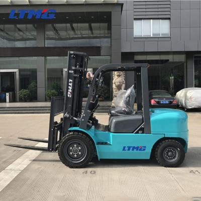 Chine chariot élévateur diesel de 4 tonnes avec le moteur importé et le mât à deux étages de 3m à vendre