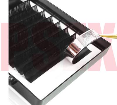 China Wholesale Long Faux Natural Mink Silk Volume Lashes Individual Mink Eyelash Extension Private Label Trays for sale