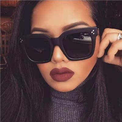 China Square Hot-selling Wholesale Nails Square Big Glass Oversized Sunglasses For Women Men Fashionable Classic Glasses for sale