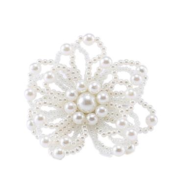 China Exquisite Hotel Viable Metal Bead Flower Napkin Ring Wedding Party Cloth Napkin Ring for sale