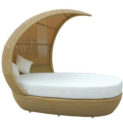 China High Quality Comfortable Outdoor Furniture Wicker Patio Rattan Daybed Sofa Rattan Pool Garden Wicker Daybed for sale