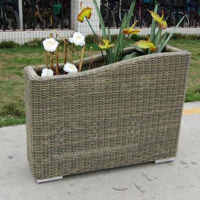 China Large Modern Outdoor Durable Aluminum Frame Rattan Flower Pot for sale