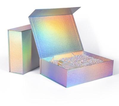 China Recycled Materials Custom Printed Foldable Hologram Perfume Skin Care Cosmetic Apparel Cardboard Packaging Box for sale