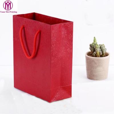 China Recyclable Custom Size Red Velvet Small Size Fabric Jewelry Packaging Paper Gift Shopping Bag for sale