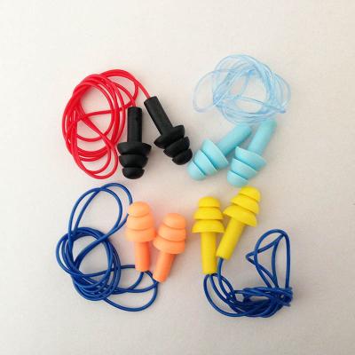 China Christmas Tree Shaped Hot Selling Custom Noise Canceling 27DB Ear Plugs Silicone Tied Earplugs for sale