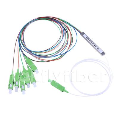 Cina Sc a fibra ottica APC 900μM Loose Tube FTTH del cavo 1x6 del separatore di G657A in vendita