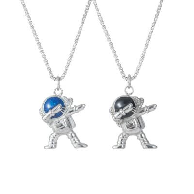 China Trendy Fashionable Stainless Steel Astronaut Pendant Necklace for sale