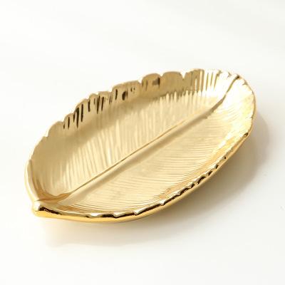 China Art Decor Nordic Ins Leaf Shape Ceramic Dish Nordic Home Decor Jewelry Dish Storage Room Decoration Luxury Accessories for sale