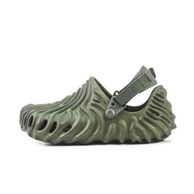 China New Design Breathable Men Women Waterproof Outdoor Slip On Eva Beach Slipper Clogs Sandal Unique Unisex Fashion Shiny Charms Garden Shoes for sale