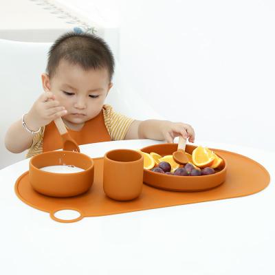 China Sustainable Stain Resistant Easy Clean Silicone Kids Baby Place Mats Can Be Hung for sale