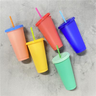 China Sustainable New Style Frosted 5 Color Change Reusable Plastic Cup BPA Free Summer 24oz 700ml PP Pack For Cold Water Drinks for sale