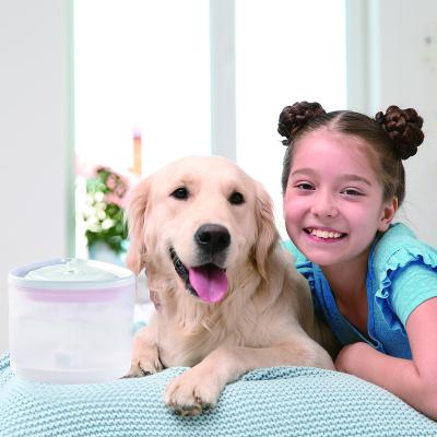 China Dropshipping 2L Pet Water Fountain Automatic Automatic Dog Cat Drinking Water Feeder with LED Light Dispenser Amazon BPA Free Water Bottle for sale