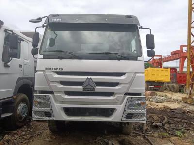 China Tire Design Tubeless Sinotruc HOWO 371HP Manual Transmission Cargo Tipper Dump Truck for sale