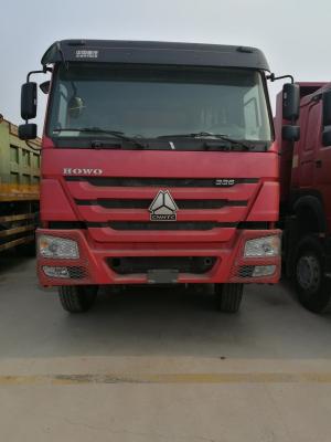 China Capacidad de carga de 21-30 t 351-450 caballos de fuerza 20 metros cúbicos camión de descarga HOWO 6X4 camión de remate en venta