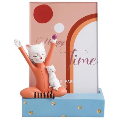 China Europe 2022 New Midnight Simple Modern Acrylic Mirror Ornament Fairy Tale Girl Resin Picture Frame Porch Table for sale