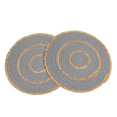 China Disposable Woven Round Place Mats Heat Insulation Non Slip Braided Cotton Dinner Table Mats for sale