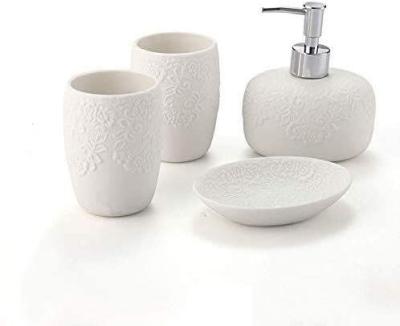 China Sustainable Luxury White Embossed Ceramic Pattern Bathroom Sets Household Products for sale