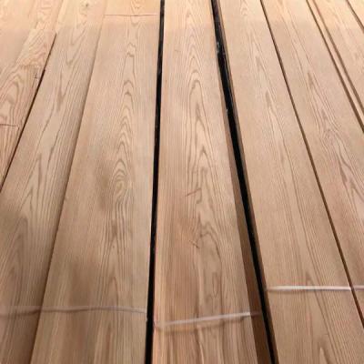 China Factory Direct Sale Natural Red Oak Veneer Sheet 0.45mm Mountain Grain Red Oak Wood Veneer for sale