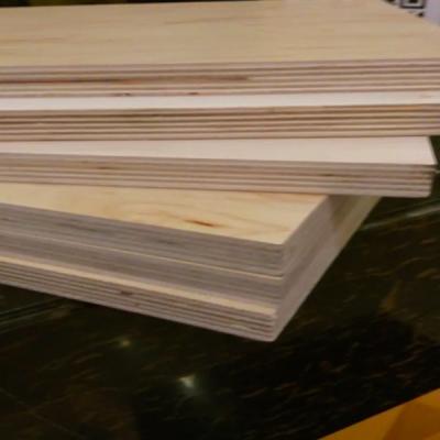 China Birke-Gesichts-Hardholz-Fenerier-Plywood 3/4 Zoll Dicke Stufe A ISO9001 zu verkaufen