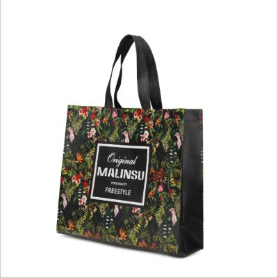 China Wholesale Handled Shopping Bag With Logo 2021 Best Customized Shopping Bag Gift Bag For Sale for sale