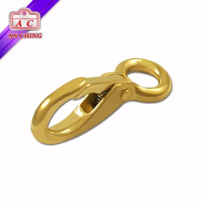 China Horse Roding Round Eyelet Hooks Solid Brass Horse Snap Hooks for sale