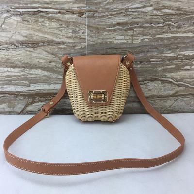 China 2019 Wholesale Tote Bag OEM Handmade Natural Rattan Woven Leather Shoulder Bag 100% OEM Designer ECO for sale